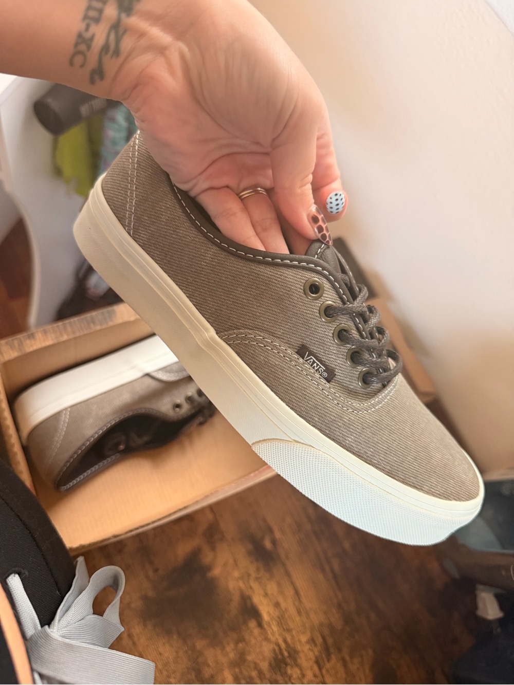 Vans Men’s Taupe Canvas Low-Top Sneakers